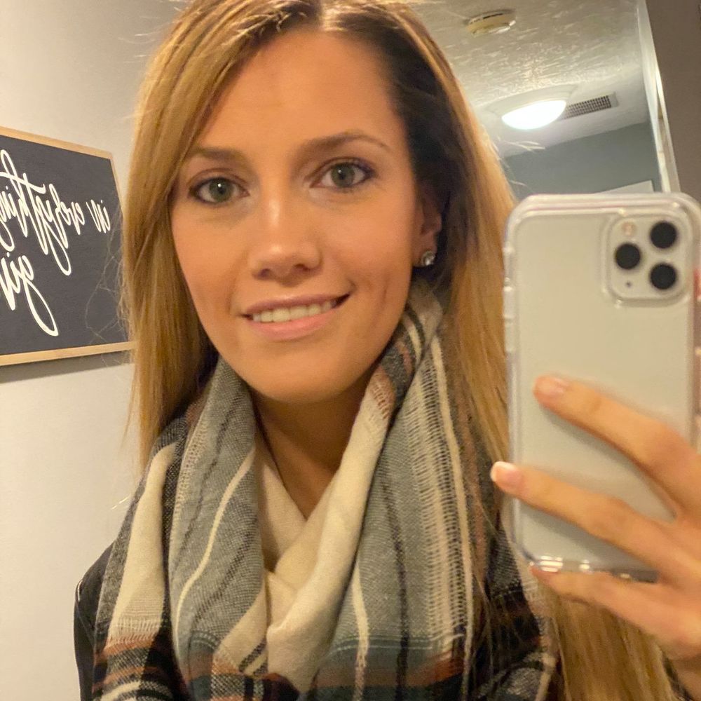 Meet your Posher, Nikki